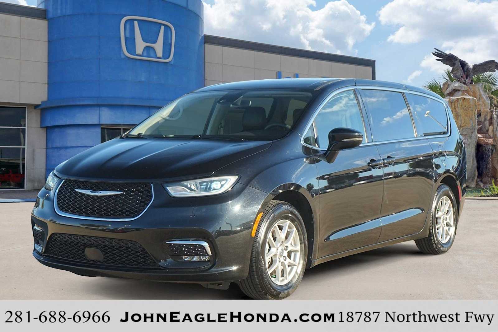 2024 Chrysler Pacifica