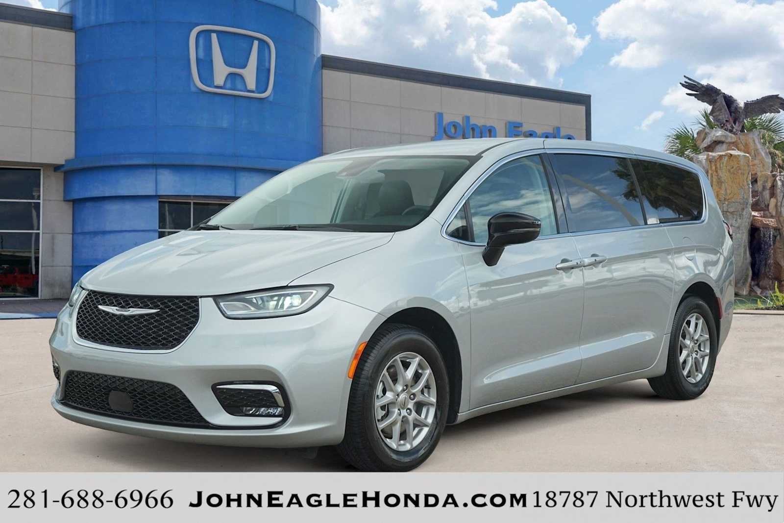 2024 Chrysler Pacifica