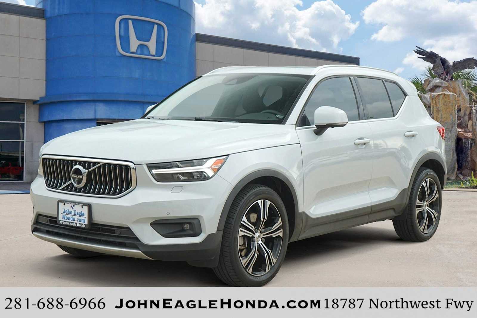 2020 Volvo XC40