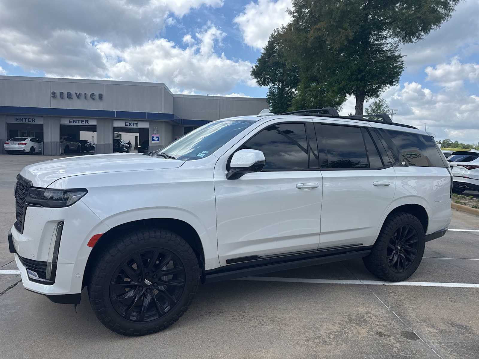 2021 Cadillac Escalade 4WD Sport's photo
