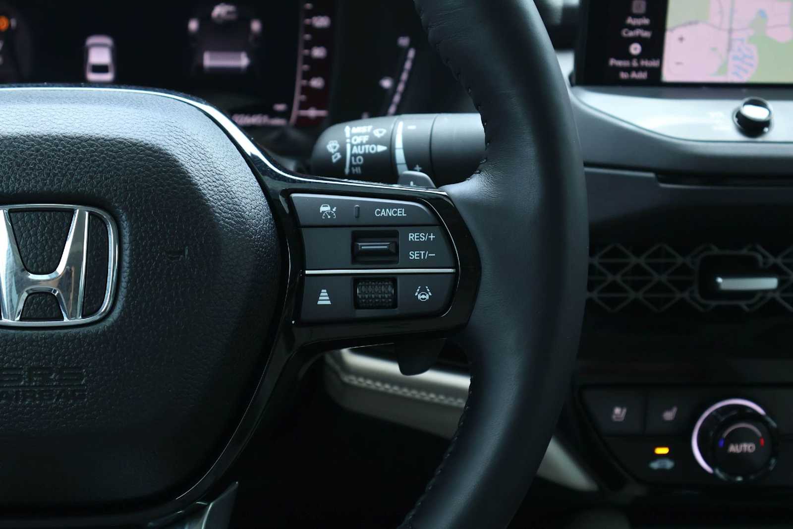 2025 Honda Accord Hybrid Touring - Photo 23
