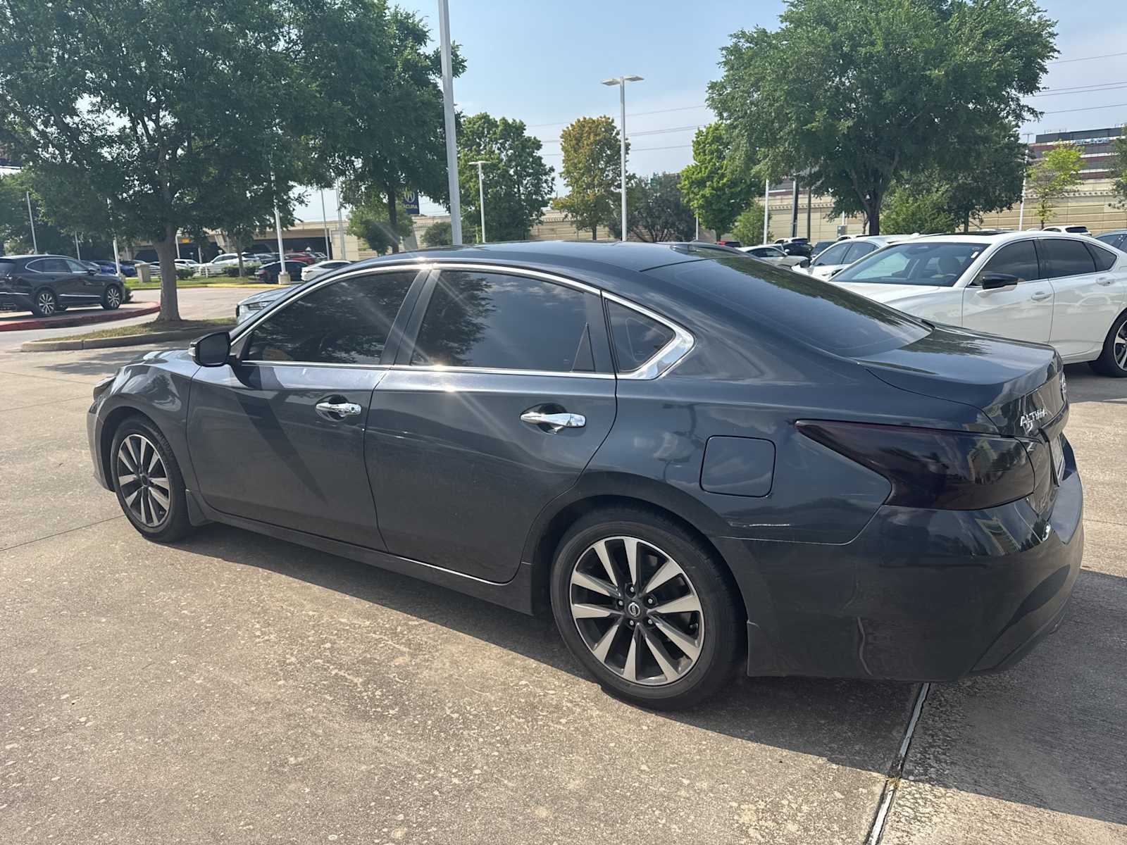 Used 2016 Nissan Altima SL with VIN 1N4AL3APXGC149829 for sale in Houston, TX