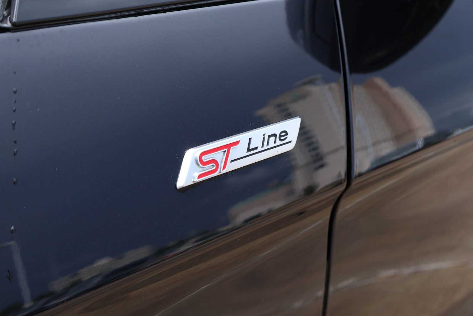 2020 Ford Edge ST Line