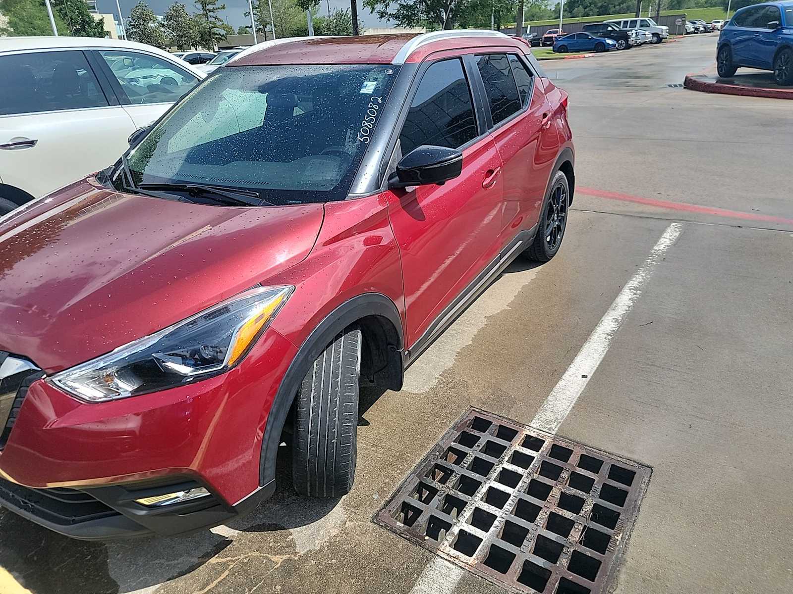 2020 Nissan Kicks SR