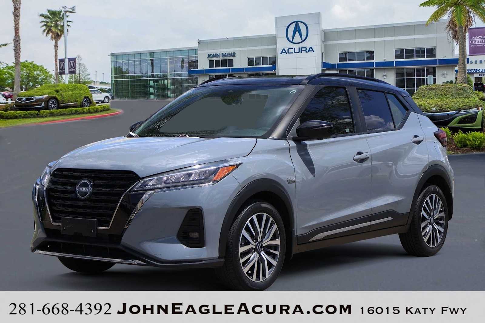 2023 Nissan Kicks SR