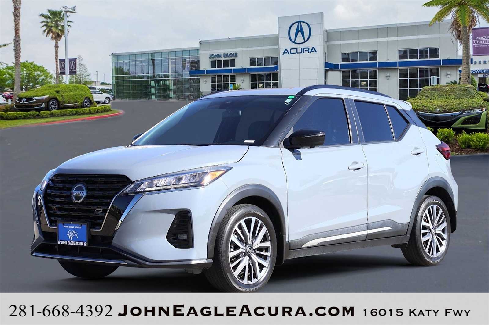 2021 Nissan Kicks SR