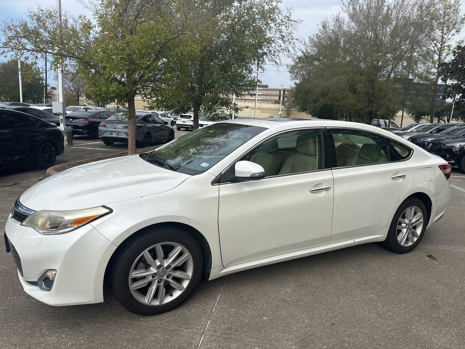 2014 Toyota Avalon XLE Premium