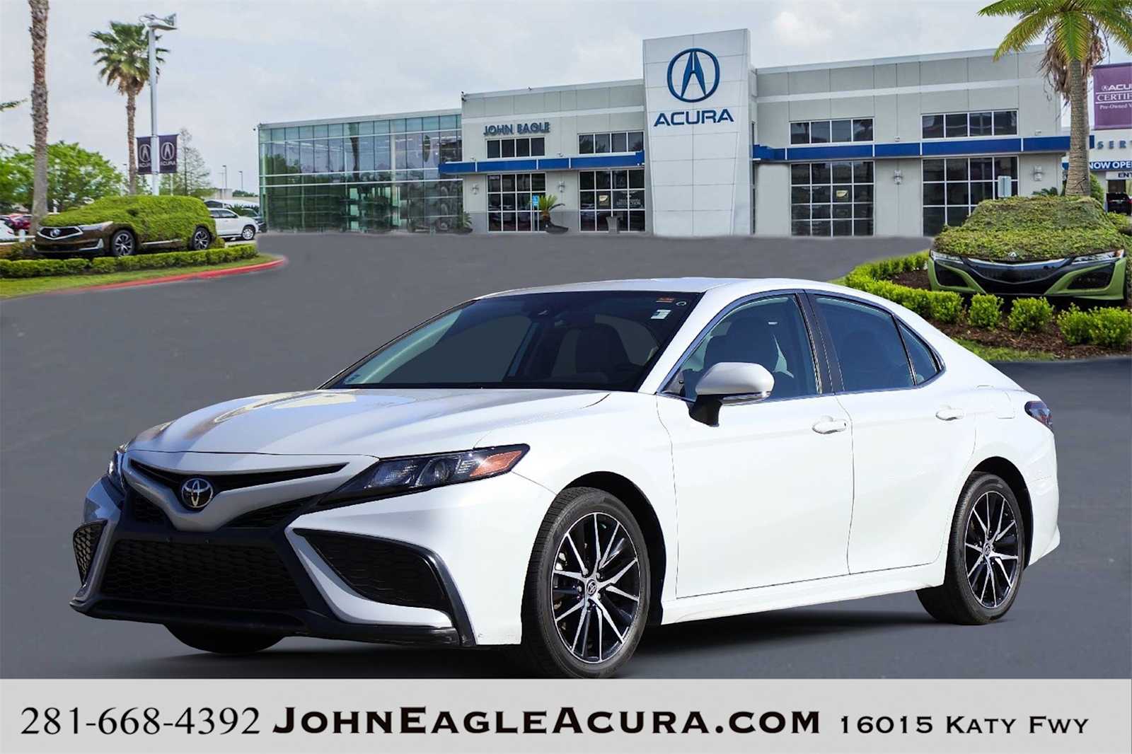 2022 Toyota Camry SE