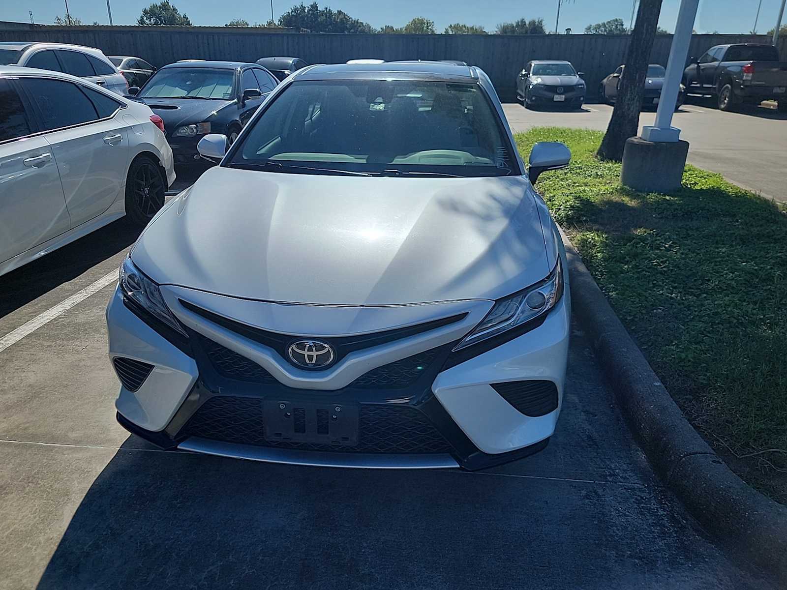 Used 2020 Toyota Camry XSE with VIN 4T1K61AK9LU904225 for sale in Houston, TX