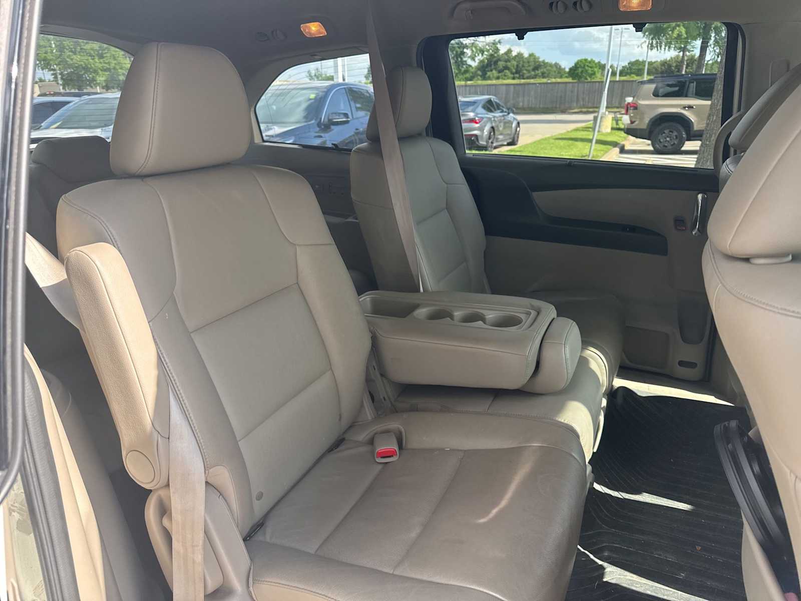 car-gallery-8