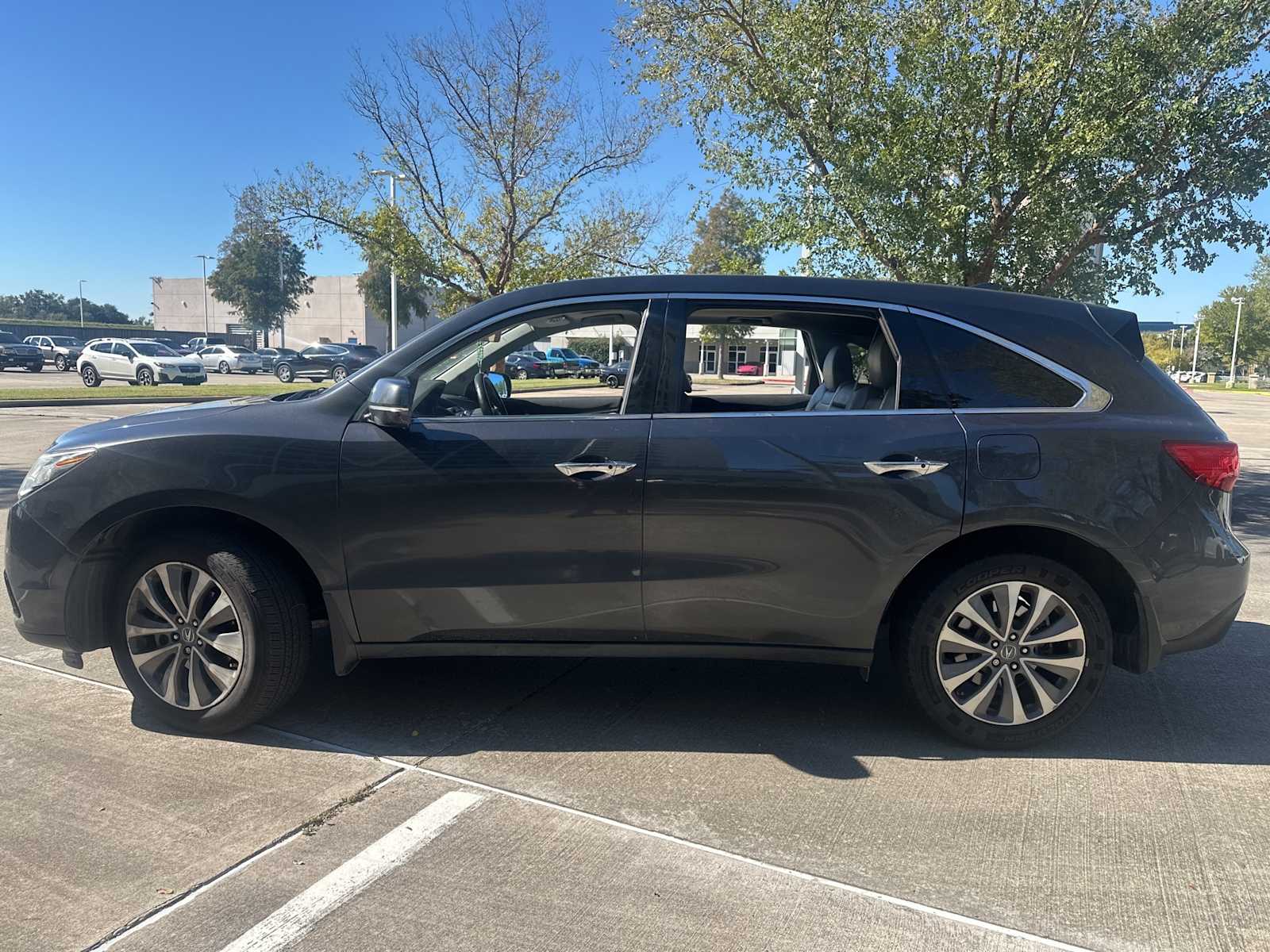 Used 2016 Acura MDX Technology Package with VIN 5FRYD3H42GB002178 for sale in Houston, TX