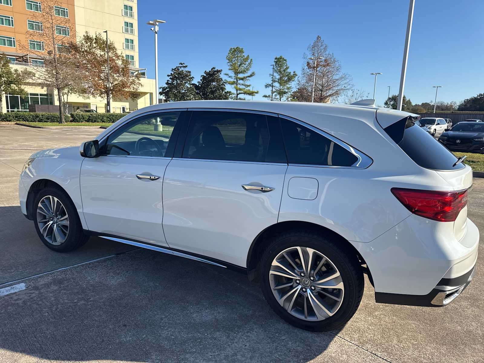 Used 2017 Acura MDX Technology Package with VIN 5FRYD3H5XHB010118 for sale in Houston, TX