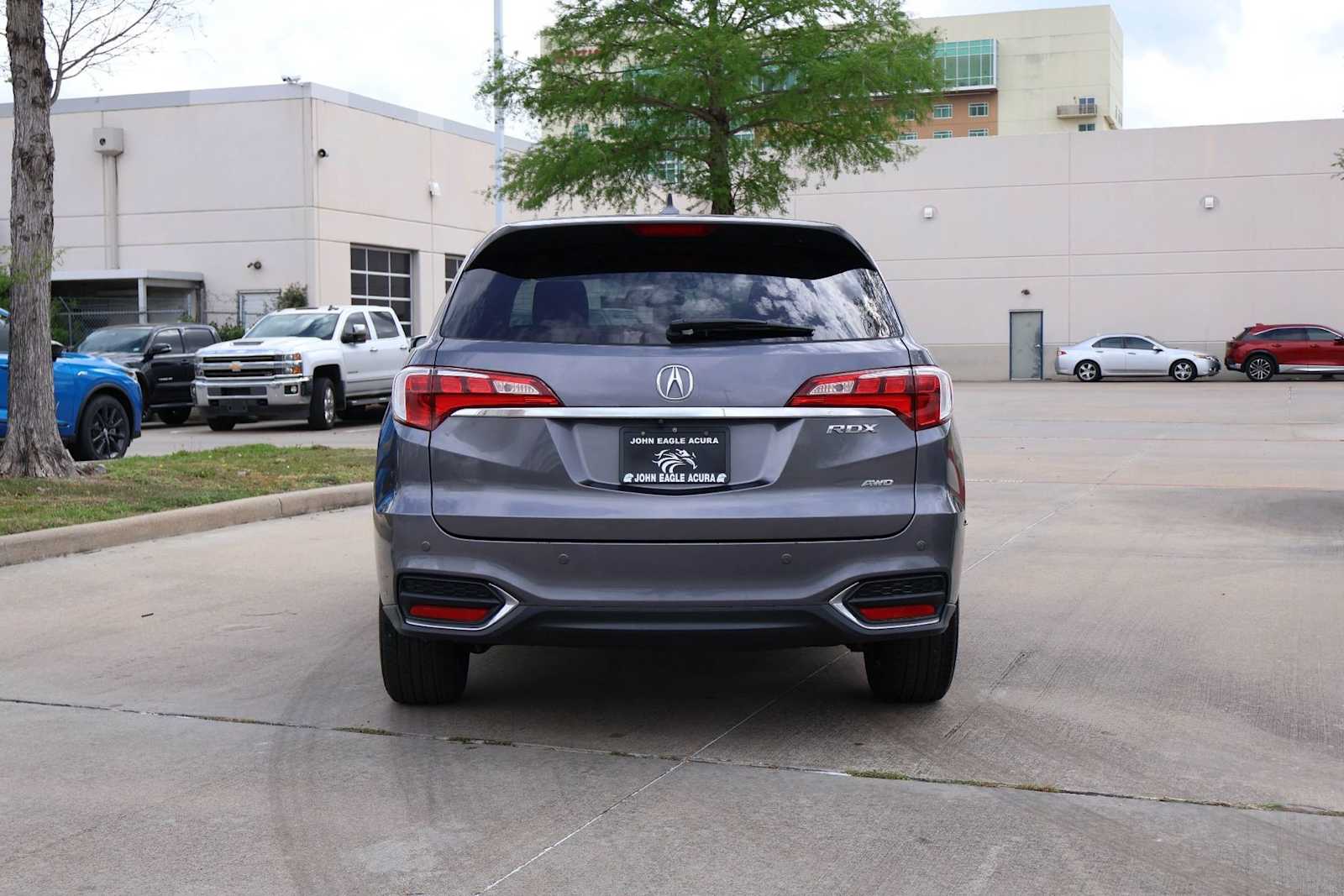 View vehicle photo 5