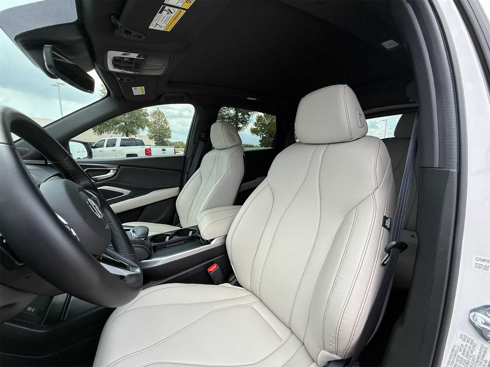 2025 Acura RDX Base photo 10