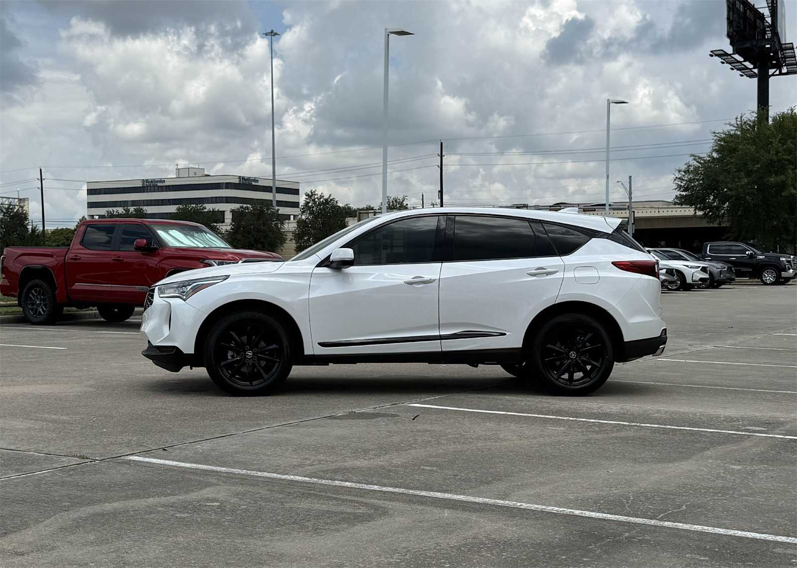 2025 Acura RDX Base photo 2