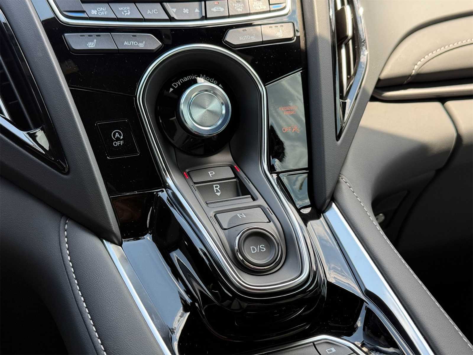2025 Acura RDX photo 14