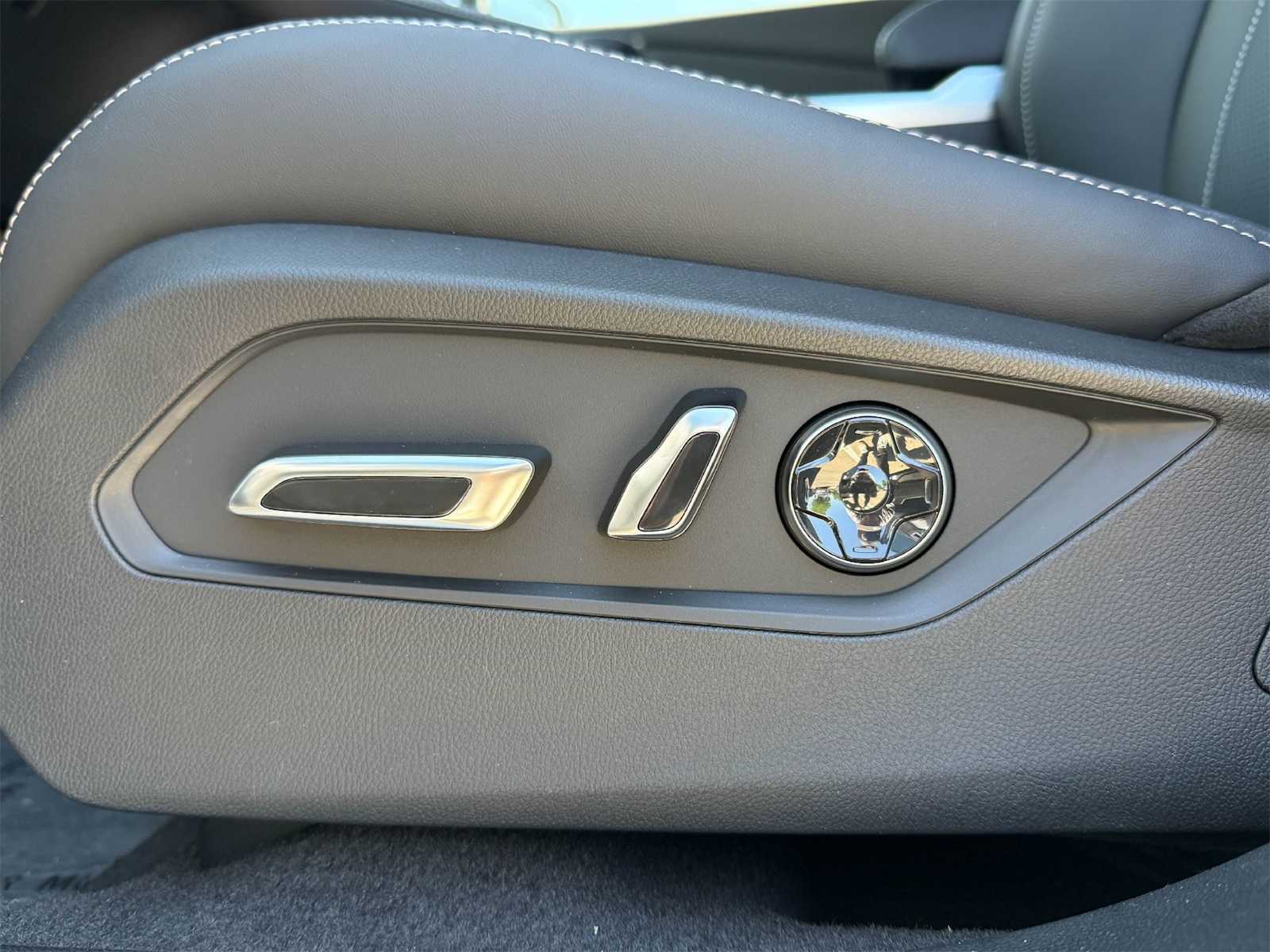 2025 Acura RDX Technology photo 22