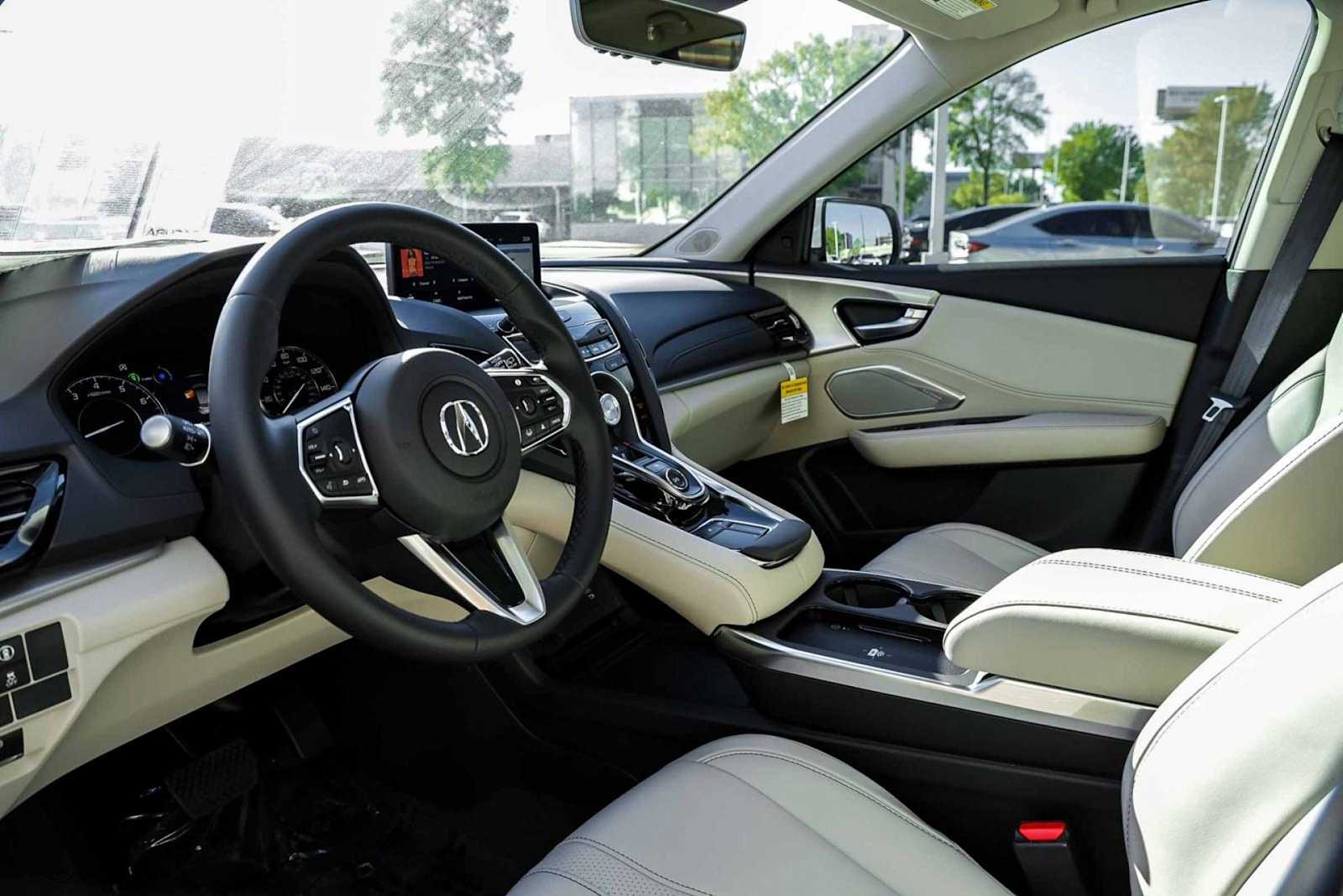 Used 2025 Acura RDX Technology Package with VIN 5J8TC2H53SL006684 for sale in Houston, TX