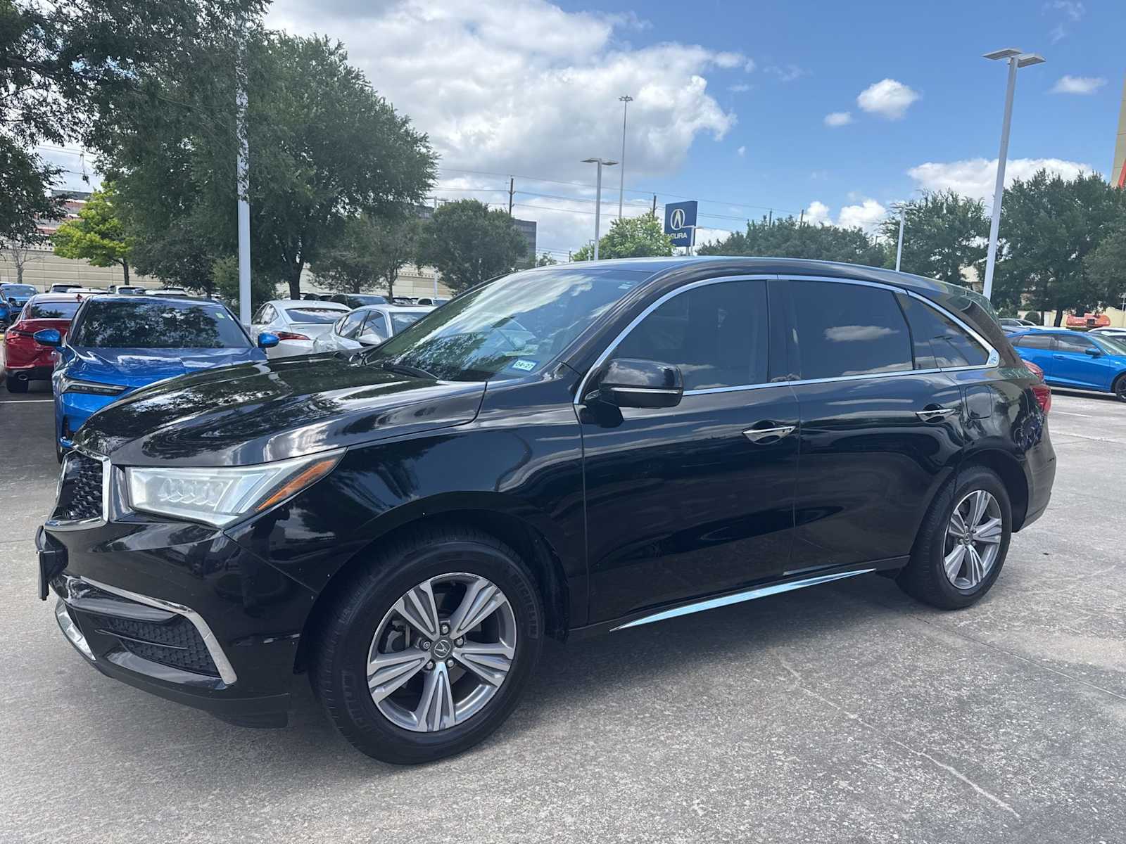 2020 Acura MDX SH-AWD's photo