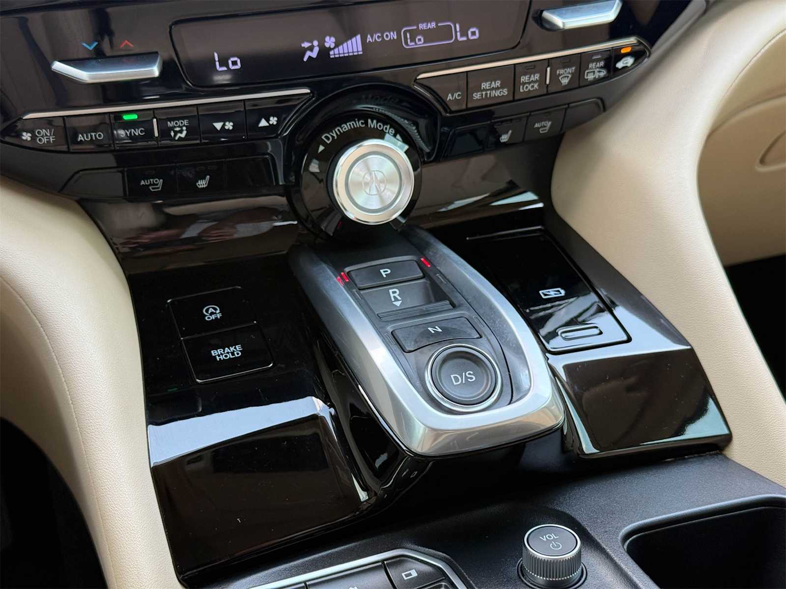 2023 Acura MDX Base Technology photo 16