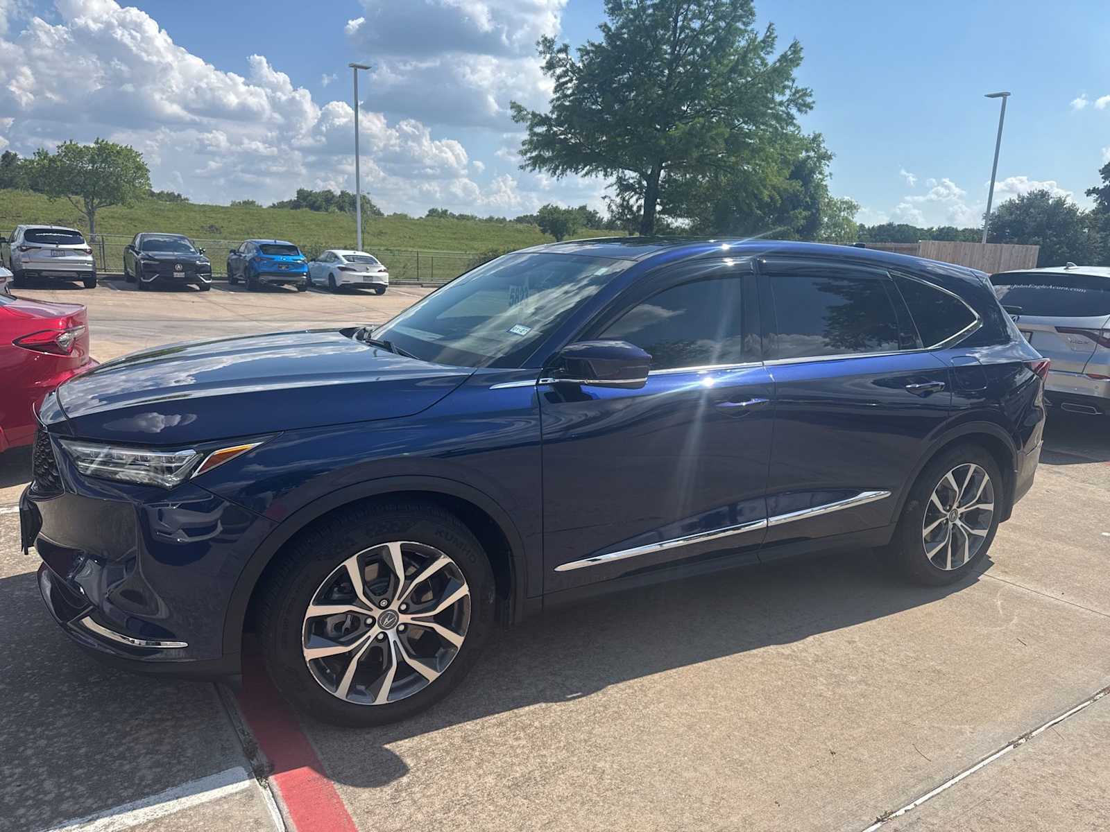 2022 Acura MDX w/Technology Package