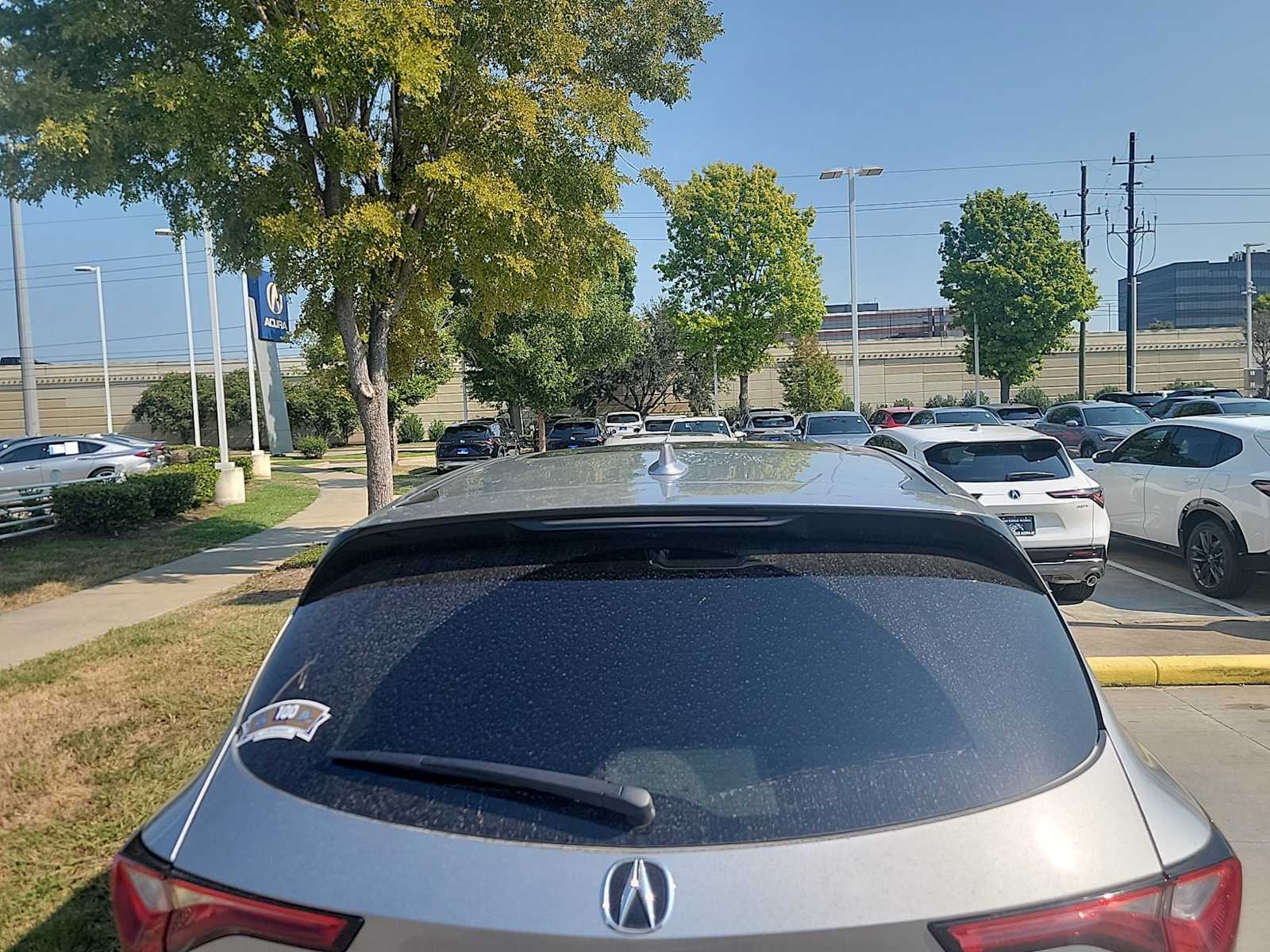 2024 Acura MDX Base Technology photo 3