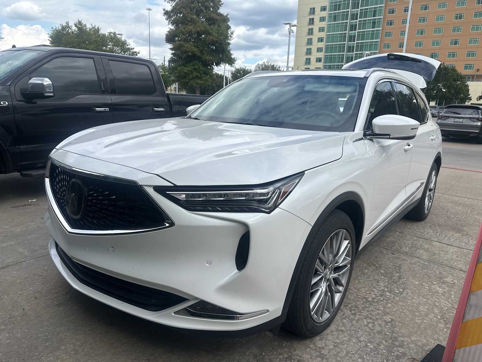 2023 Acura MDX w/Advance Package