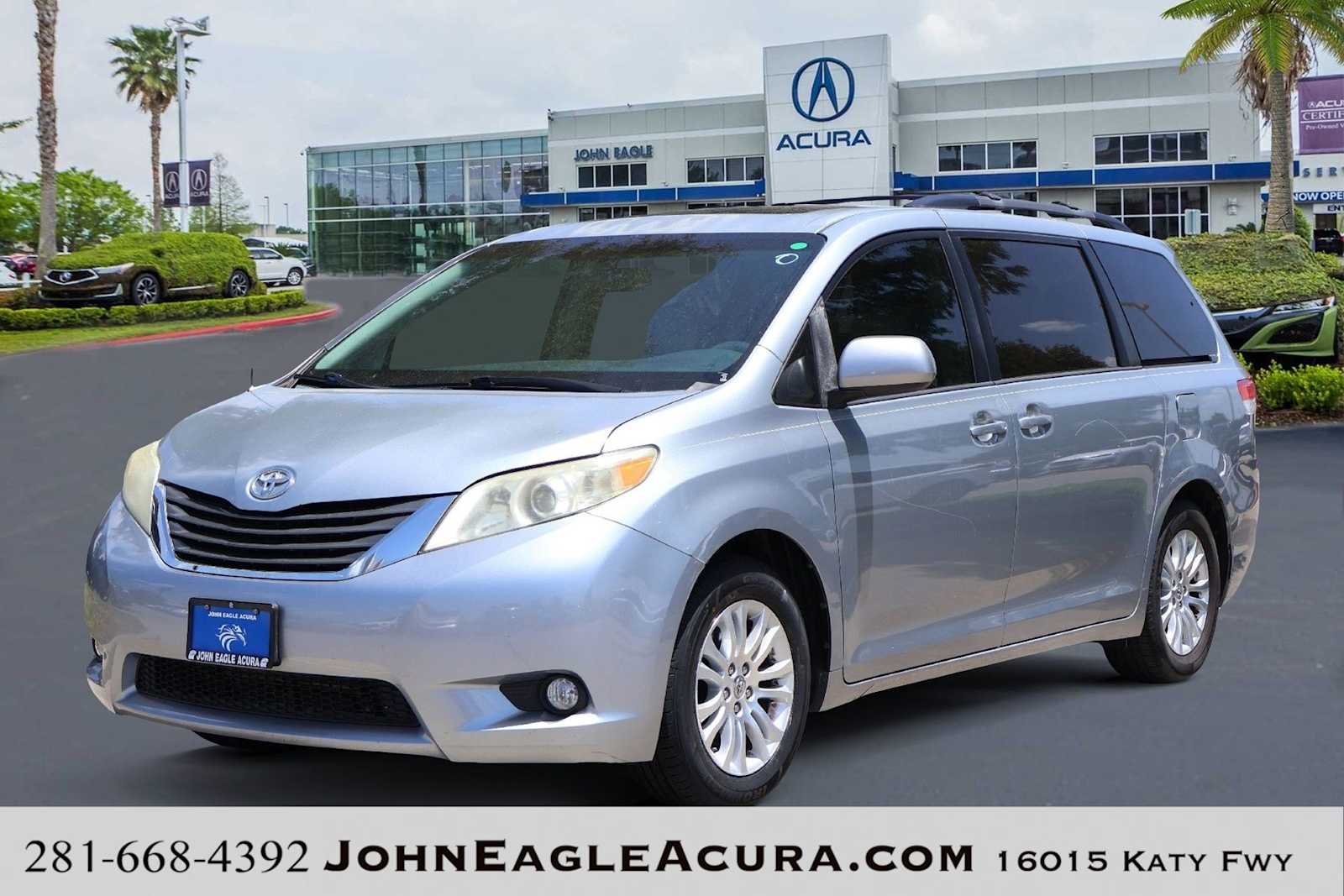 2014 Toyota Sienna XLE
