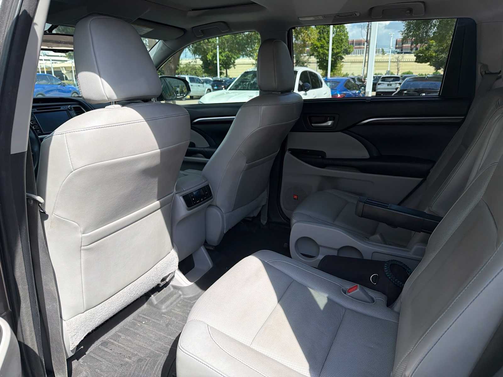 car-gallery-7