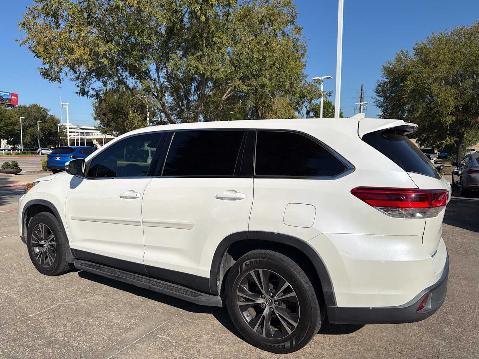 car-gallery-3