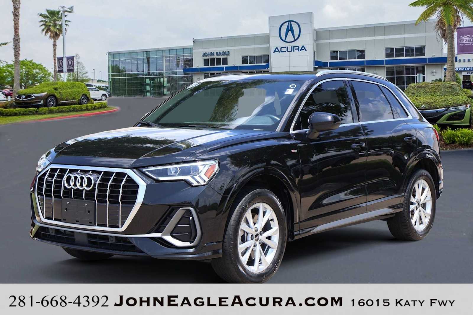 2023 Audi Q3 S line Premium