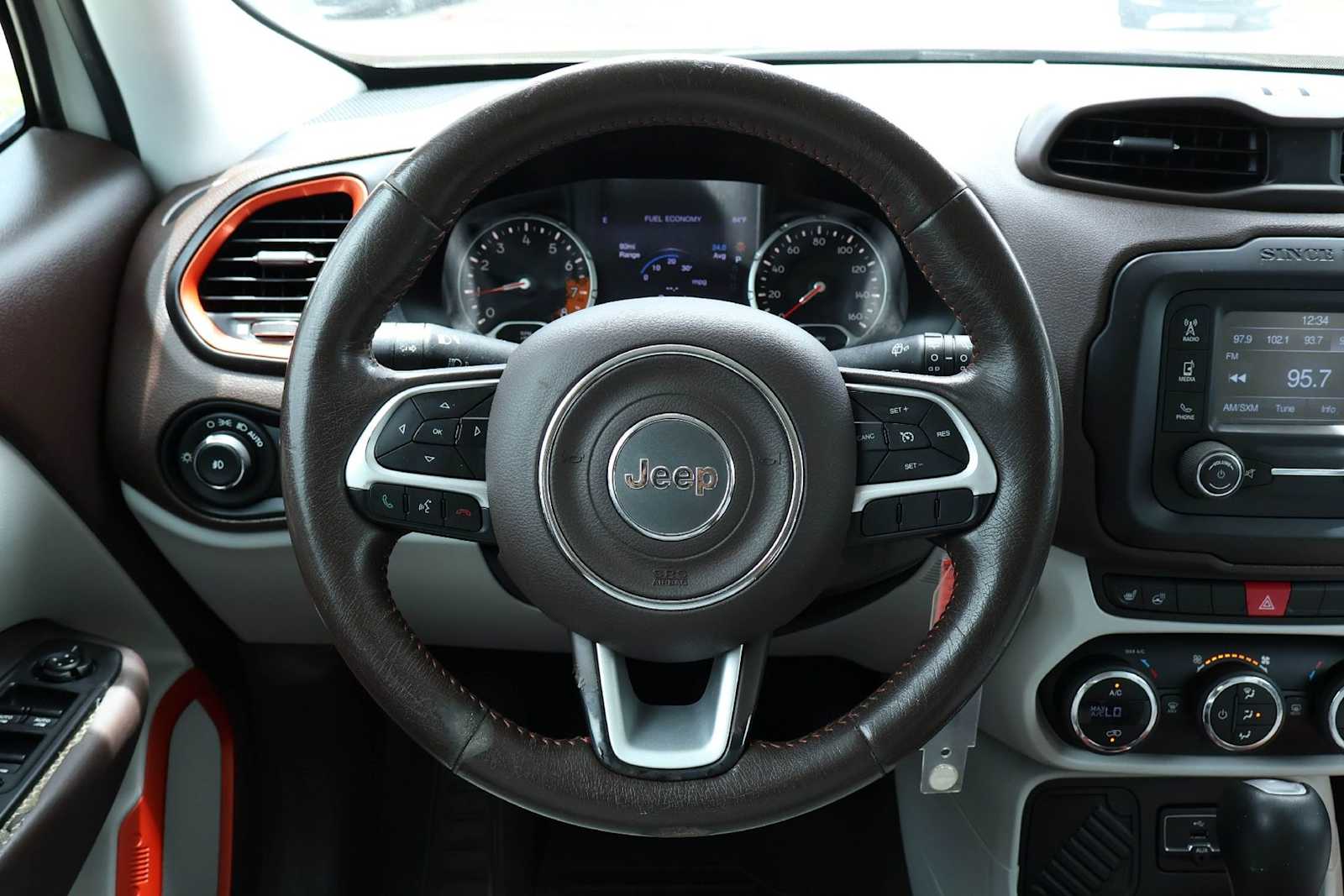 2015 Jeep Renegade Limited - Photo 15