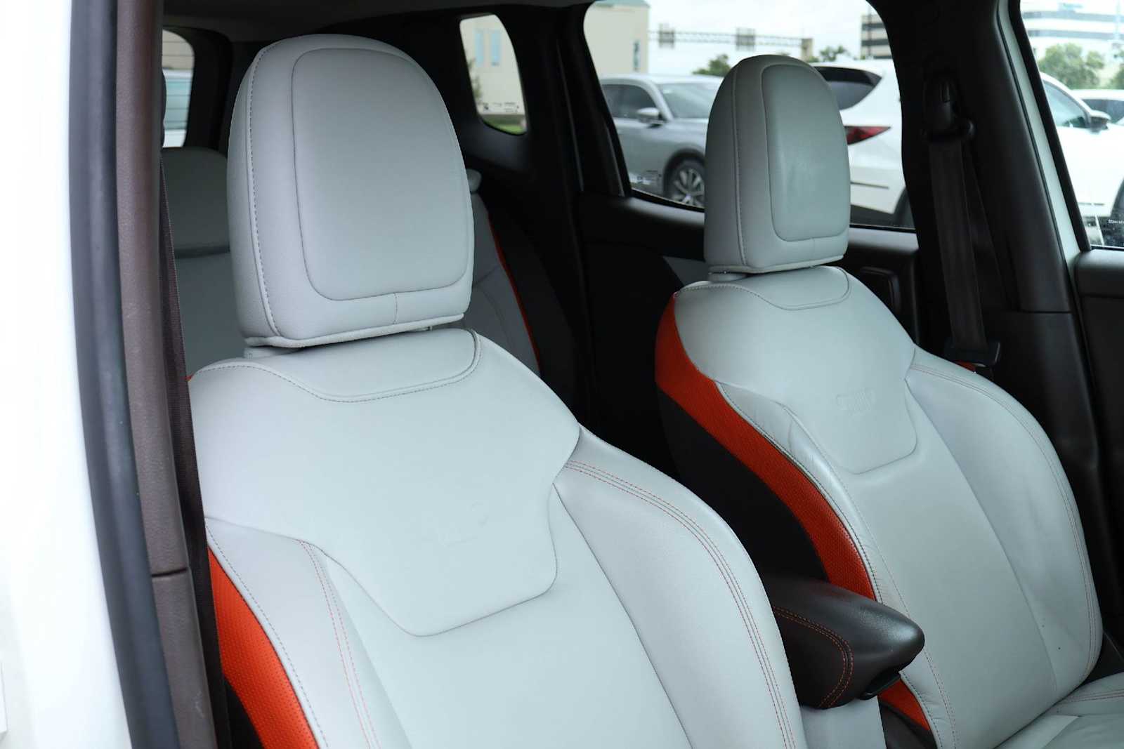 2015 Jeep Renegade Limited - Photo 14