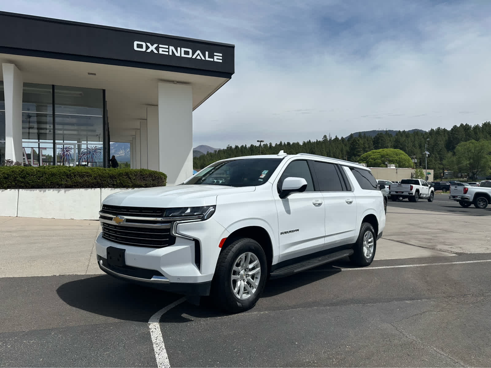 2023 Chevrolet Suburban LT 