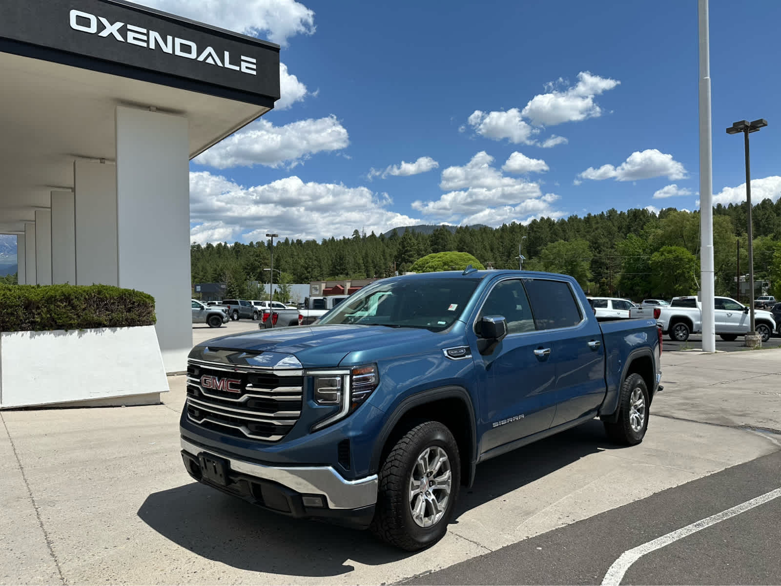 2024 GMC Sierra 1500 SLT 