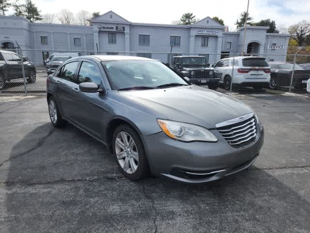 2013 Chrysler 200 LX 7