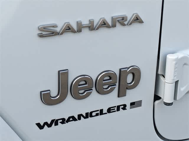 2023 Jeep Wrangler Sahara 11