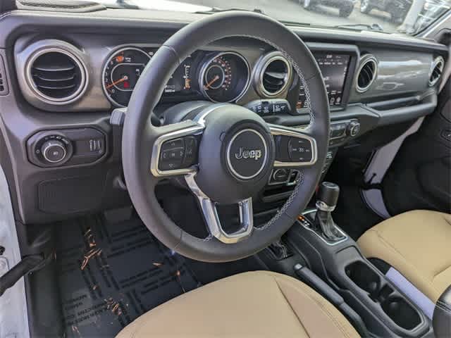 2023 Jeep Wrangler Sahara 2