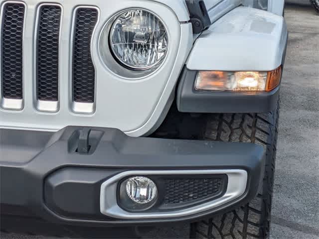 2023 Jeep Wrangler Sahara 10