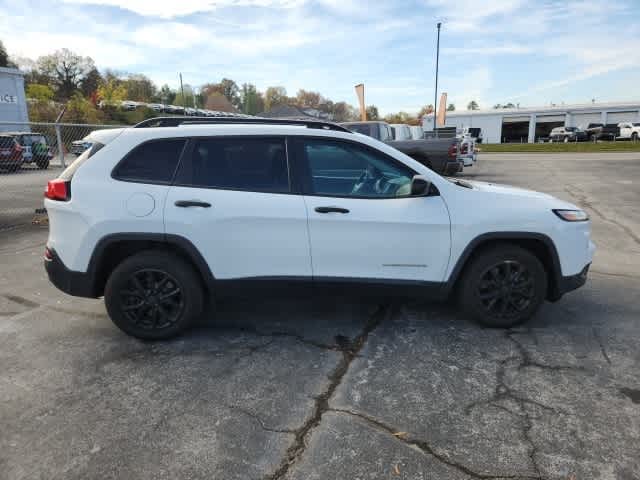 2017 Jeep Cherokee Sport 6