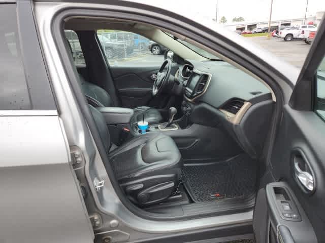 2016 Jeep Cherokee Limited 19