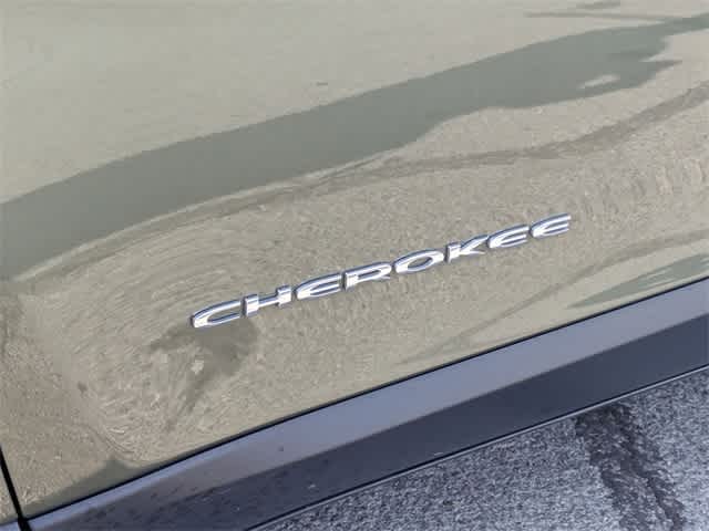 2021 Jeep Cherokee Latitude Lux 12