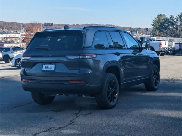 2025 Jeep Grand Cherokee Laredo 6