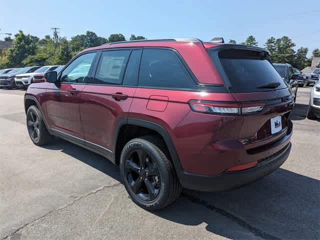 2024 Jeep Grand Cherokee Altitude 4