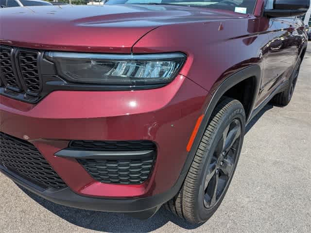 2024 Jeep Grand Cherokee Altitude 10