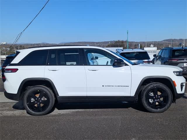 2025 Jeep Grand Cherokee Limited 7