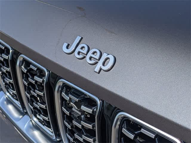 2023 Jeep Grand Cherokee Summit Reserve 12