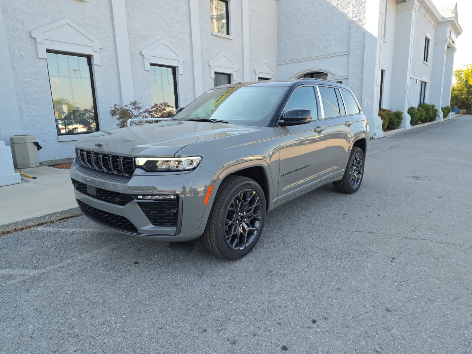 2027 Jeep Grand Cherokee