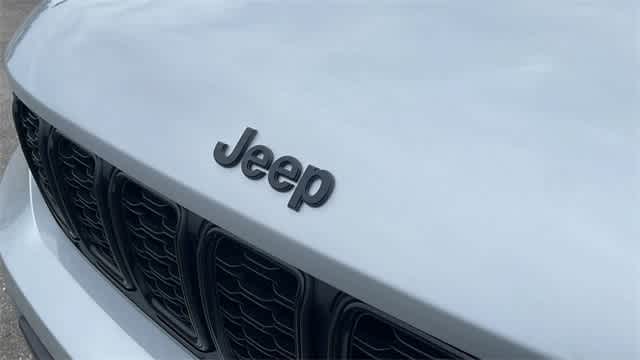 2024 Jeep Grand Cherokee L Altitude 7