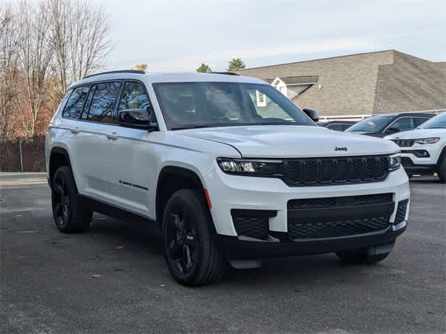 2025 Jeep Grand Cherokee L Altitude X 8